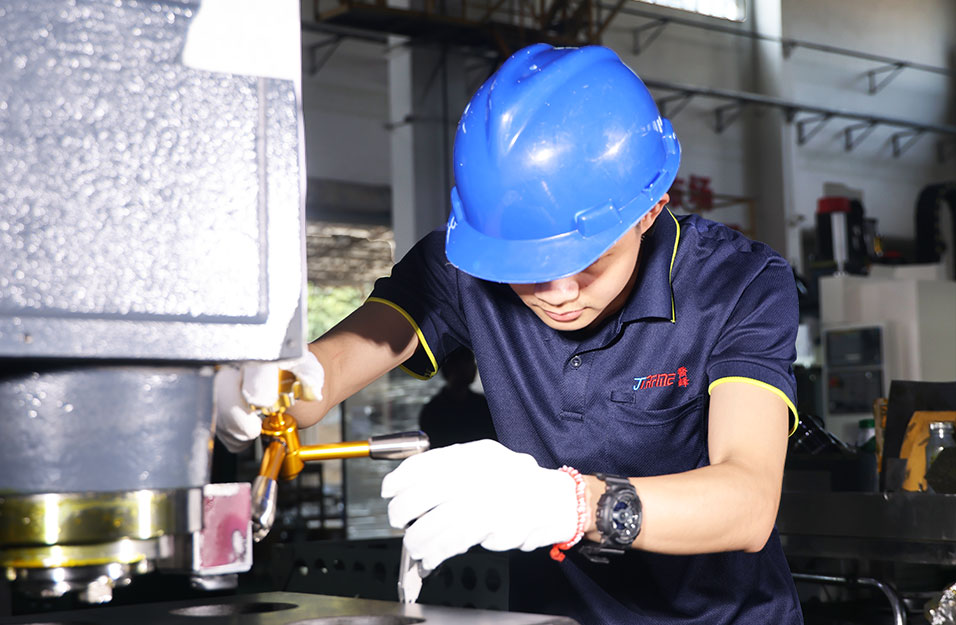 3377体育 - 全网最全最有态度的体育赛事直播平台